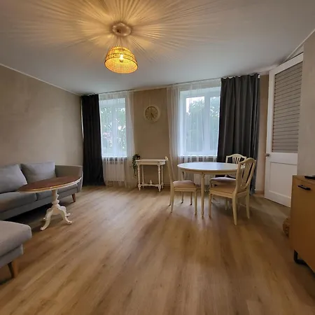 Nooruse Charm * Jõhvi