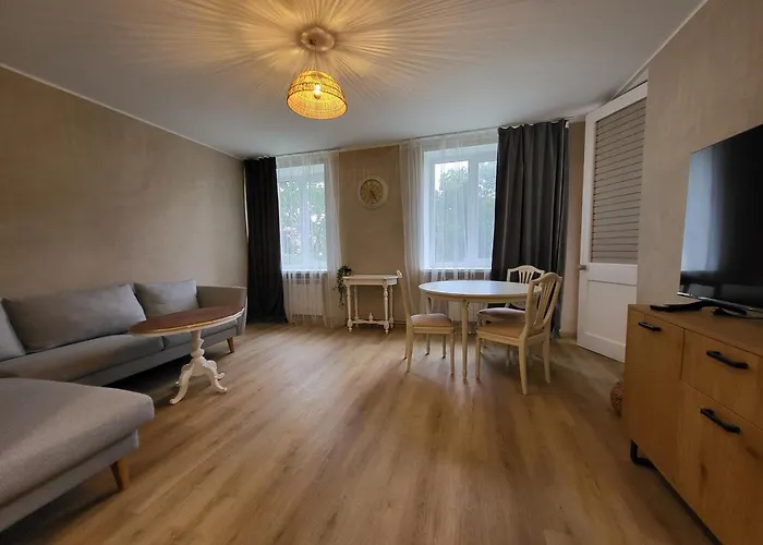 Nooruse Charm * Johvi